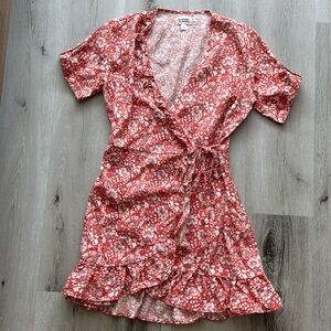FLORAL DRESS - SIZE XS FITS XS/S